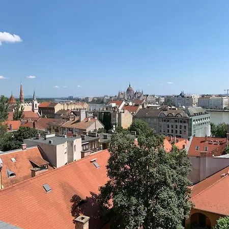 Apartment Classy Flat Next To Castle & View On Parliament *